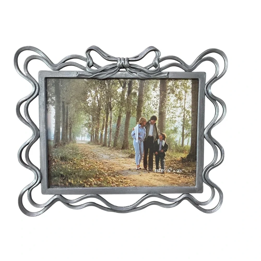 Vtg silver Mid Century Modern 3.5x5 Picture Frame Ornate bow granny cottage‎